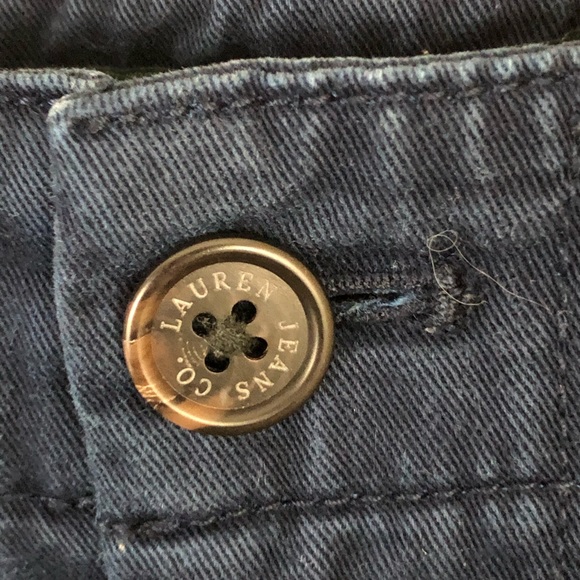 Lauren Ralph Lauren Shorts Womens 16 Navy Blue Flat Front Zip Button Closure - Picture 3 of 11